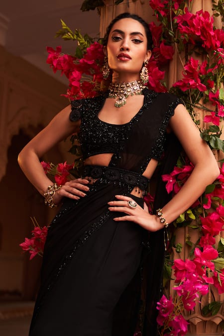 Buy_Reeti Arneja_Black Organza Beads, Cut Work Round Neck Syah Pre-draped Saree And Blouse Set 