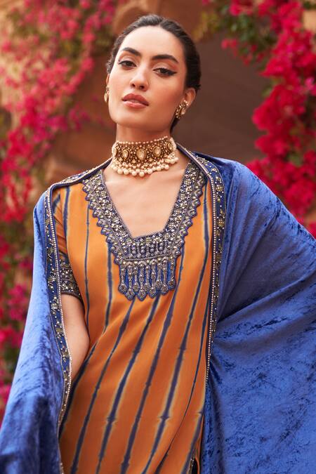 Buy_Reeti Arneja_Yellow Velvet Embroidery, Beads V-neck Tie Dye Kurta Salwar Set _Online_at_Aza_Fashions
