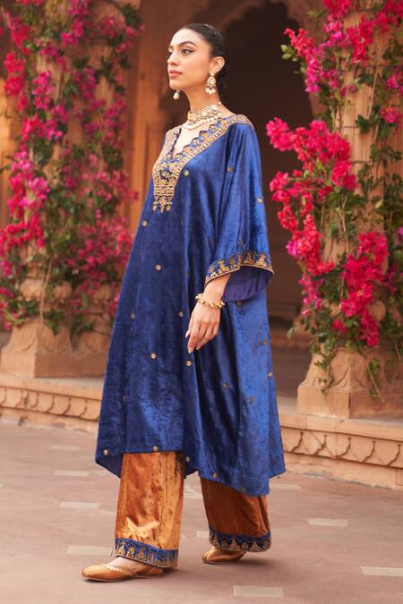 Buy_Reeti Arneja_Blue Velvet Beads, Embroidery V-neck Syahi Tribal Kurta With Pant _Online_at_Aza_Fashions