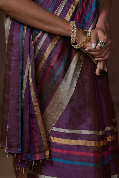 Buy Dressfolk Purple Tissue Striped Handwoven Saree Set With Running Blouse Online at Aza Fashions Buy_Dressfolk_Purple Tissue Striped Handwoven Saree Set With Running Blouse _Online_at_Aza_Fashions