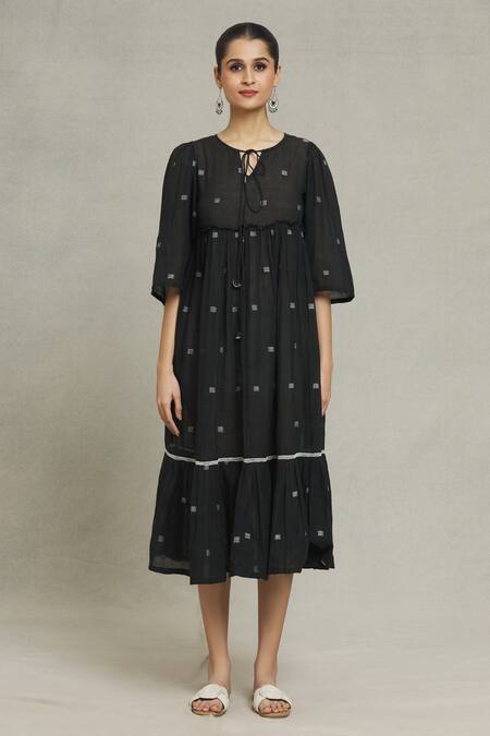 Naintara Bajaj_Black Jacquard Keyhole Neck Bella Geometric Print Dress _Online_at_Aza_Fashions