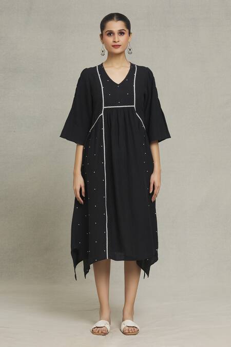 Naintara Bajaj Black Linen Embroidery V-neck Olivia Placement Printed Dress Online at Aza Fashions Naintara Bajaj_Black Linen Embroidery V-neck Olivia Placement Printed Dress _Online_at_Aza_Fashions