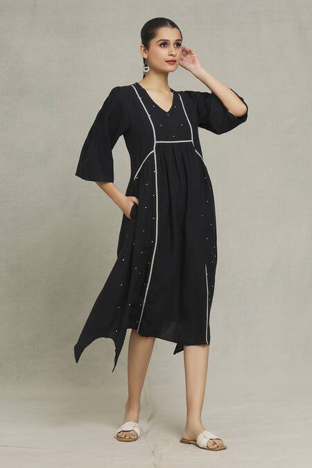 Buy Naintara Bajaj Black Linen Embroidery V-neck Olivia Placement Printed Dress Online at Aza Fashions Buy_Naintara Bajaj_Black Linen Embroidery V-neck Olivia Placement Printed Dress _Online_at_Aza_Fashions