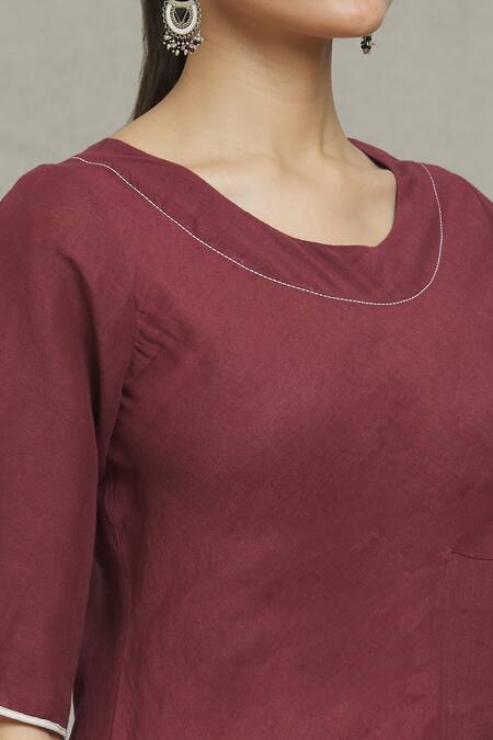 Naintara Bajaj_Maroon Cotton, Linen Round Neck Cupro Tie Dye Dress _at_Aza_Fashions