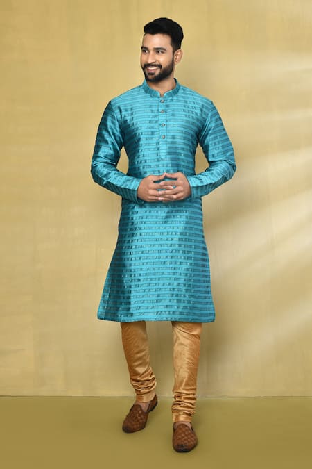 Arihant Rai Sinha Striped Pattern Kurta Set 