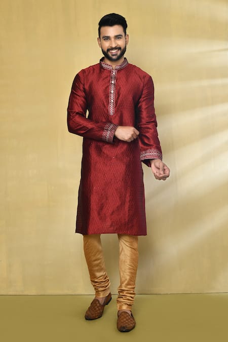 Arihant Rai Sinha Tonal Embroidered Kurta Set 