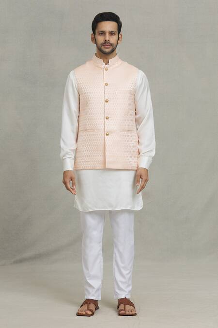 Spring Break_Peach Cotton, Silk Geometric Woven Bundi And Kurta Set _Online_at_Aza_Fashions