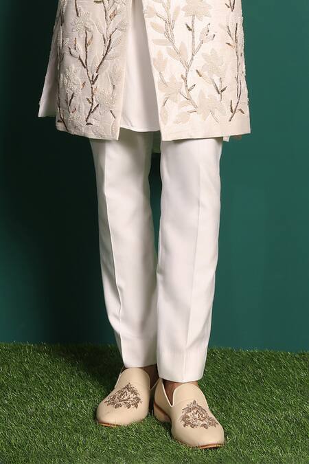 Buy Kustomeyes Ivory Silk Beads, Cut Work Raw Embellished Sherwani Set Buy_Kustomeyes_Ivory Silk Beads, Cut Work Raw Embellished Sherwani Set
