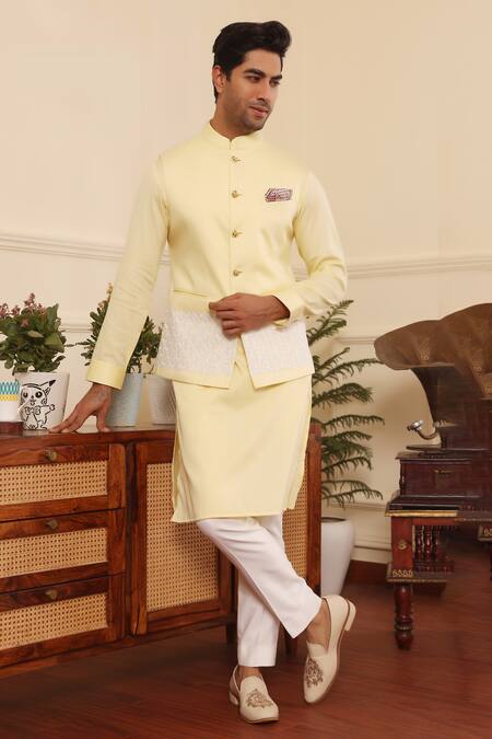 Kustomeyes_Yellow Cotton Embroidery Bundi And Kurta Set _at_Aza_Fashions