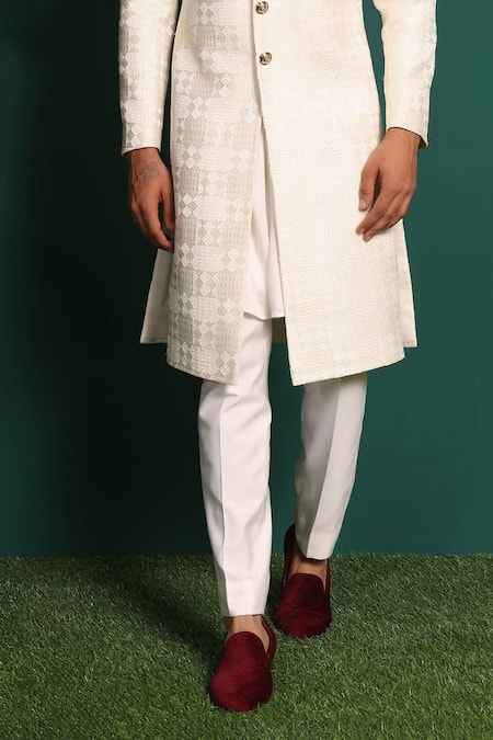 Shop Kustomeyes Ivory Silk Brooches, Embroidery Kantha Work Sherwani Set Online at Aza Fashions Shop_Kustomeyes_Ivory Silk Brooches, Embroidery Kantha Work Sherwani Set _Online_at_Aza_Fashions