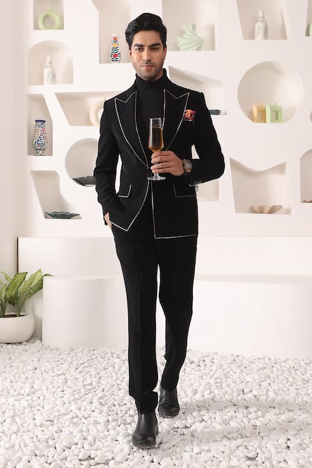 Kustomeyes Zari Collar Embroidered Tuxedo Set 