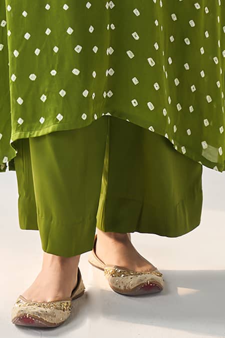 Buy_Label Mansi Nagdev_Green Modal, Silk Sequins V-neck Bandhani Kurta And Pant Set _Online_at_Aza_Fashions