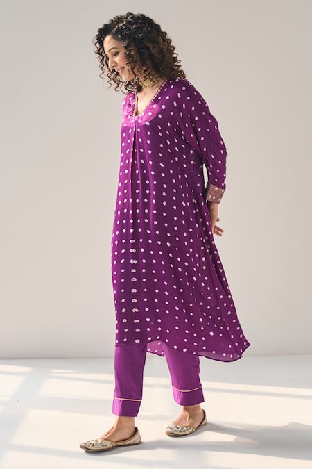 Shop_Label Mansi Nagdev_Purple Modal, Silk Sequins V-neck Aahana Bandhani Kurta With Pant _Online_at_Aza_Fashions