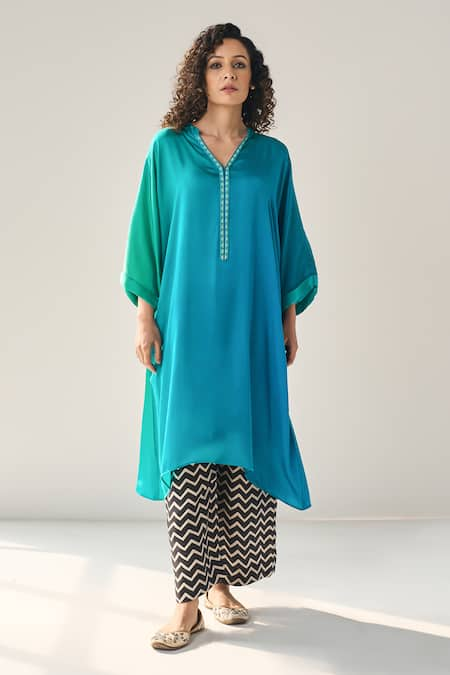 Label Mansi Nagdev Matilda Ombre Asymmetric Kurta With Pant 