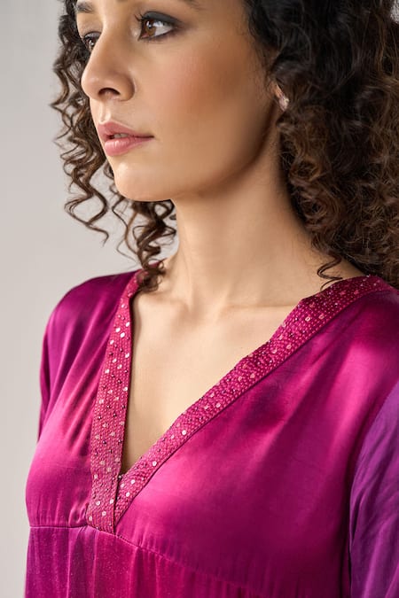 Label Mansi Nagdev Pink Modal, Silk Sequins V-neck Ophelia Ombre Kurta With Pant at Aza Fashions Label Mansi Nagdev_Pink Modal, Silk Sequins V-neck Ophelia Ombre Kurta With Pant _at_Aza_Fashions