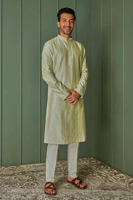 Asuka Resham Embroidered Kurta Set 