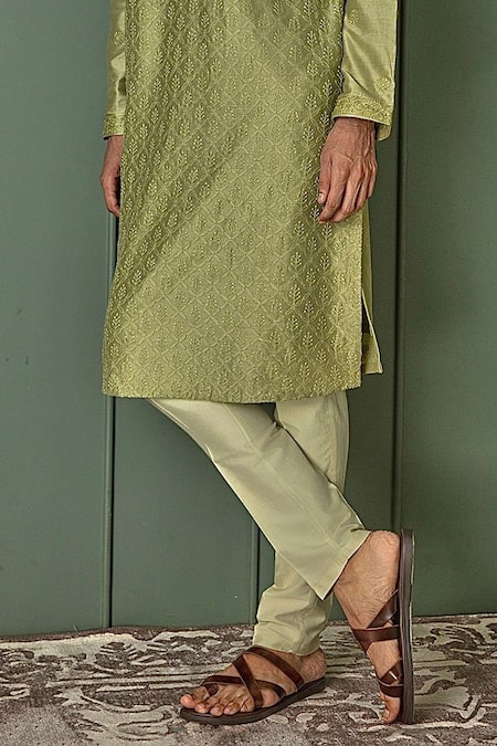 Shop_Asuka_Green Chanderi Embroidered Resham Work Floral Jaal Kurta Set _Online_at_Aza_Fashions