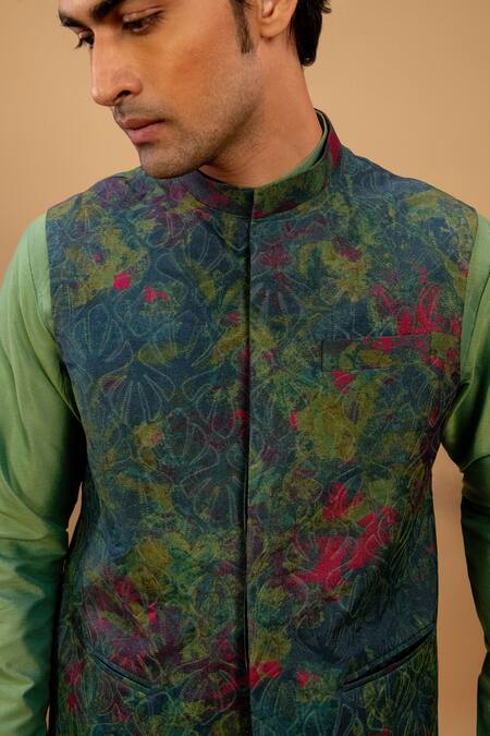 Buy_Agape_Green Cotton, Silk Embroidery Abstract Print Bundi Kurta Set_Online_at_Aza_Fashions