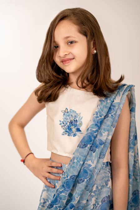 Buy_Pasha India_Blue Cotton, Rayon, Bloom Garden Print Pre-draped Ruffle Saree With Blouse _Online_at_Aza_Fashions