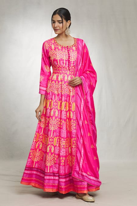 Samyukta Singhania_Pink Chiffon Embroidery Round Neck Foliage Print Anarkali With Dupatta _Online_at_Aza_Fashions