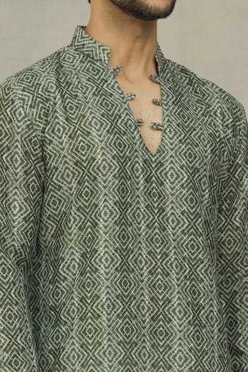 Arihant Rai Sinha Green Jacquard Diamond Jaal Print Kurta at Aza Fashions Arihant Rai Sinha_Green Jacquard Diamond Jaal Print Kurta _at_Aza_Fashions