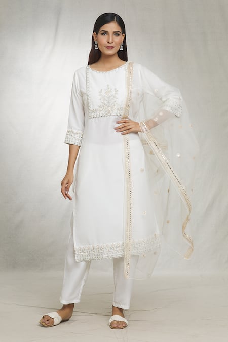 Samyukta Singhania White Cotton Blend Embroidered Resham Round Straight Kurta Pant Set 