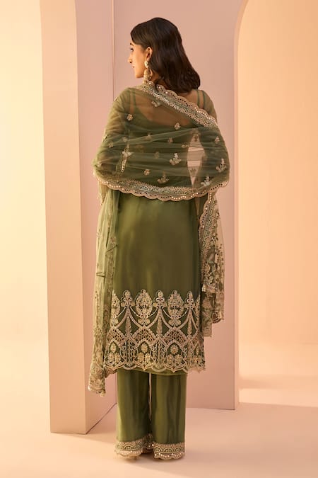 Lashkaraa Green Net, Silk Embroidery, Beads, Sequins Round Neck Mughal Kurta Set Online at Aza Fashions Lashkaraa_Green Net, Silk Embroidery, Beads, Sequins Round Neck Mughal Kurta Set _Online_at_Aza_Fashions