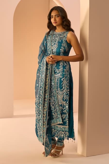 Shop_Lashkaraa_Green Net, Satin Beads, Embroidery Round Neck Geometric Kurta Set _Online_at_Aza_Fashions