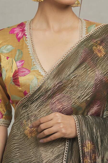 Pranay Baidya Green Tissue Floral Placement Print Saree at Aza Fashions Pranay Baidya_Green Tissue Floral Placement Print Saree_at_Aza_Fashions