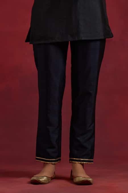 The Indian Cause_Red Silk Gota Patti V-neck Sadhna V Kurta Pant Set_Online_at_Aza_Fashions