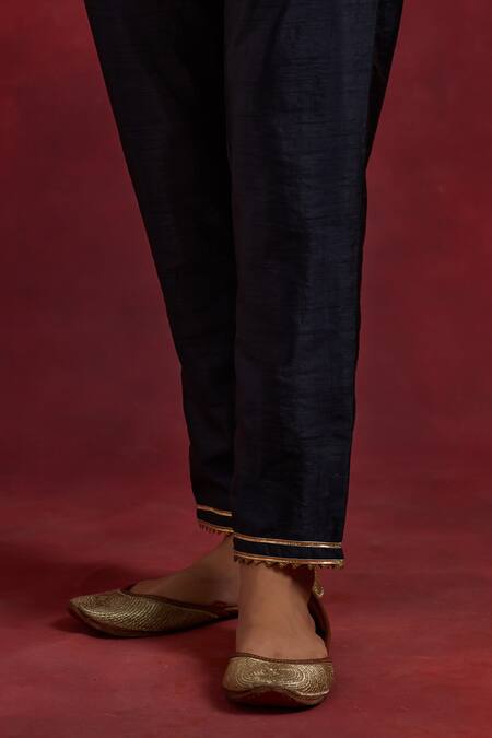 The Indian Cause Blue Silk Gota Patti V-neck Sadhna V Straight Kurta And Pant Set at Aza Fashions The Indian Cause_Blue Silk Gota Patti V-neck Sadhna V Straight Kurta And Pant Set_at_Aza_Fashions