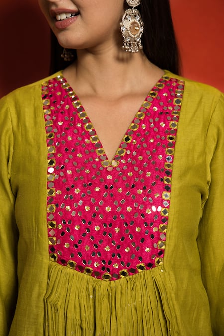 Shop_Mithi Supari_Green Malai Chanderi Embellished Mirror V Neck Meer Kurta And Pant Set _Online_at_Aza_Fashions
