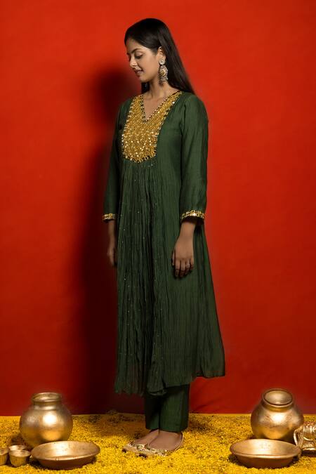 Mithi Supari Green Malai Chanderi Embellished Mirror V Neck Meer Gathered Kurta And Pant Set Online at Aza Fashions Mithi Supari_Green Malai Chanderi Embellished Mirror V Neck Meer Gathered Kurta And Pant Set _Online_at_Aza_Fashions