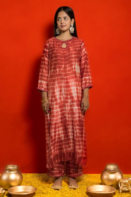 Mithi Supari Red Pure Silk Chanderi Embroidered Tie Dye Keyhole Kurta And Pant Set 