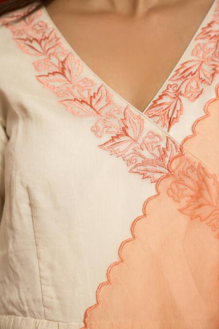 Mithi Supari_Ivory Pure Malai Chanderi Embroidered Thread V Neck Ruh Neckline Angrakha Set _at_Aza_Fashions