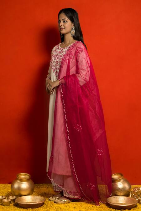 Mithi Supari Ivory Pure Silk Chanderi Embroidered Resham Round Kurta Set Online at Aza Fashions Mithi Supari_Ivory Pure Silk Chanderi Embroidered Resham Round Kurta Set _Online_at_Aza_Fashions