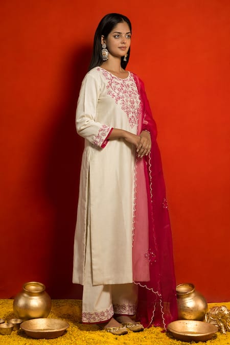 Buy Mithi Supari Ivory Pure Silk Chanderi Embroidered Resham Round Kurta Set Online at Aza Fashions Buy_Mithi Supari_Ivory Pure Silk Chanderi Embroidered Resham Round Kurta Set _Online_at_Aza_Fashions
