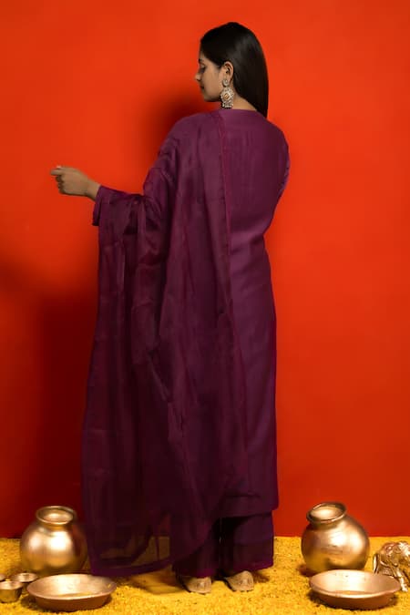 Mithi Supari Silk Chanderi Straight Kurta Set 