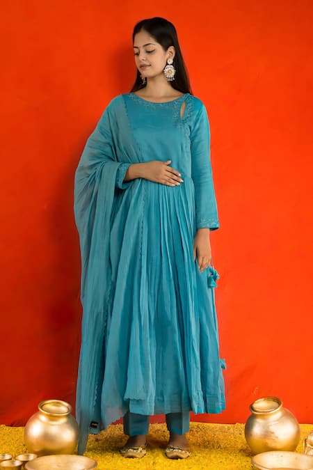 Mithi Supari_Blue Pure Malai Chanderi Embroidered Resham Thread Work Pleated Anarkali Set _Online_at_Aza_Fashions