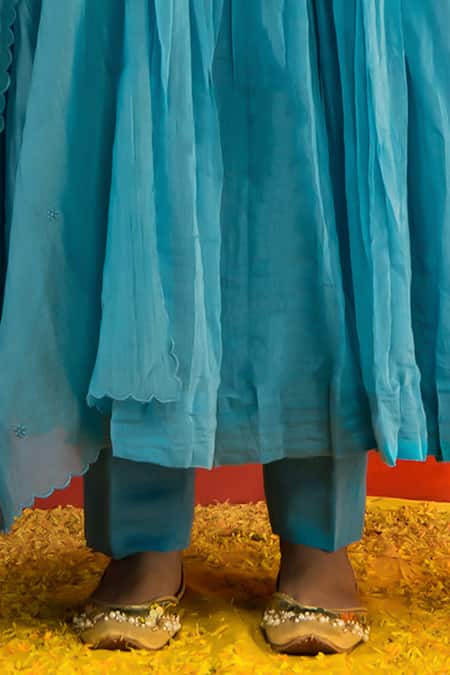 Buy_Mithi Supari_Blue Pure Malai Chanderi Embroidered Resham Thread Work Pleated Anarkali Set _Online_at_Aza_Fashions