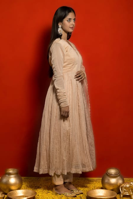 Buy_Mithi Supari_Pink Pure Malai Chanderi Embroidered Zardozi Work V Yoke Crinkled Anarkali Set _Online_at_Aza_Fashions