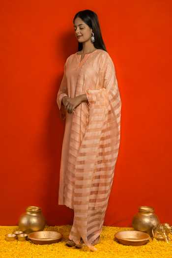 Shop Mithi Supari Peach Organza, Silk Embroidery Round Neck Kurta Set With Striped Dupatta Online at Aza Fashions Shop_Mithi Supari_Peach Organza, Silk Embroidery Round Neck Kurta Set With Striped Dupatta _Online_at_Aza_Fashions