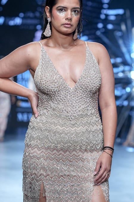 Geisha Designs Rose Gold Nylon Embroidered Pearl Plunged V Neck Perla High Slit Gown Online at Aza Fashions Geisha Designs_Rose Gold Nylon Embroidered Pearl Plunged V Neck Perla High Slit Gown _Online_at_Aza_Fashions