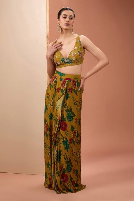Neha Khullar_Yellow Viscose Embroidery Plunge Neck Floral Print Draped Skirt Set With Cape _Online_at_Aza_Fashions