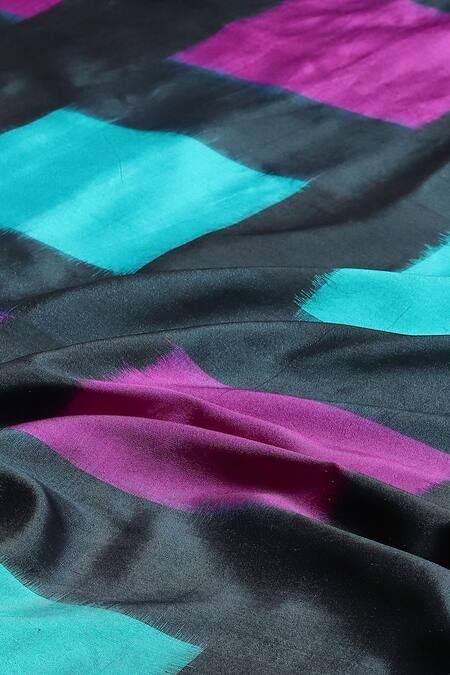 Abraham And Thakore_Blue Silk Rothko Ikat Stripe Pattern Saree_at_Aza_Fashions