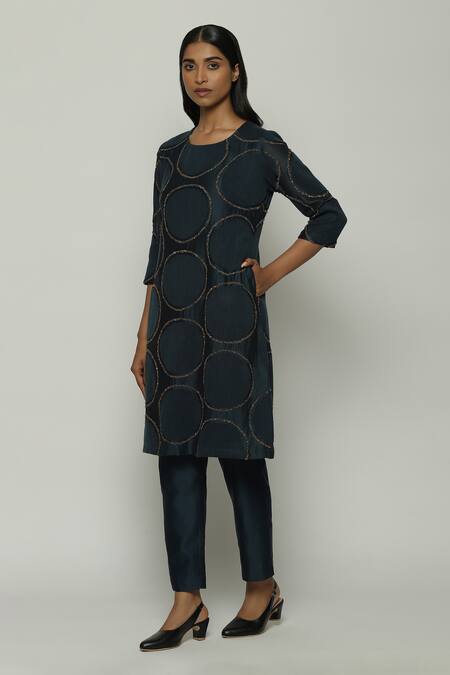 Abraham And Thakore_Blue Chanderi Embroidery Round Neck Aari Dots Kurta_Online_at_Aza_Fashions