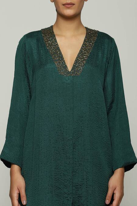 Shop_Abraham And Thakore_Green Silk Beads, Cut Work V-neck Quilted Pattern Jacket_Online_at_Aza_Fashions