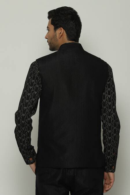 Shop Abraham And Thakore Black Silk Stripe Texture Bundi at Aza Fashions Shop_Abraham And Thakore_Black Silk Stripe Texture Bundi_at_Aza_Fashions