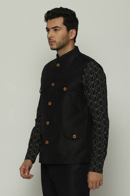 Buy Abraham And Thakore Black Silk Stripe Texture Bundi Buy_Abraham And Thakore_Black Silk Stripe Texture Bundi