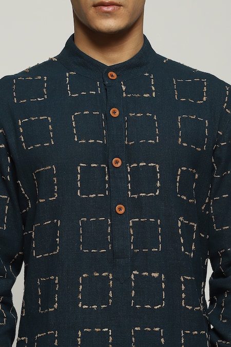 Buy Abraham And Thakore Blue Handloom Cotton Embroidery Tussar Check Kurta Online at Aza Fashions Buy_Abraham And Thakore_Blue Handloom Cotton Embroidery Tussar Check Kurta_Online_at_Aza_Fashions